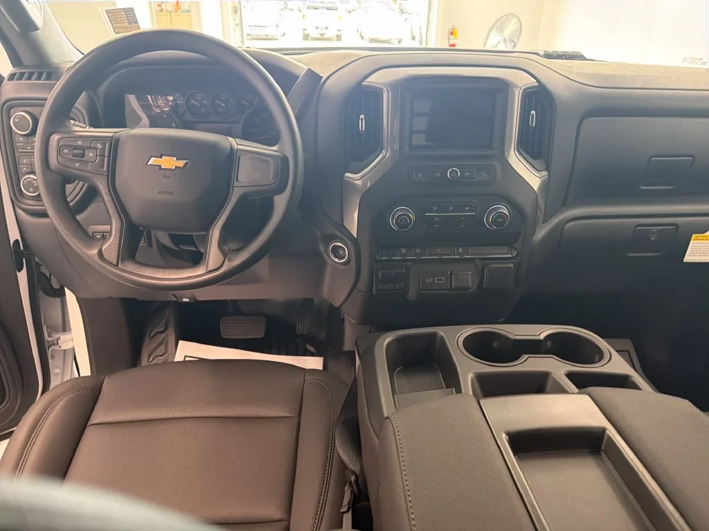 New 2026 Summit White Chevrolet Work Truck image 14