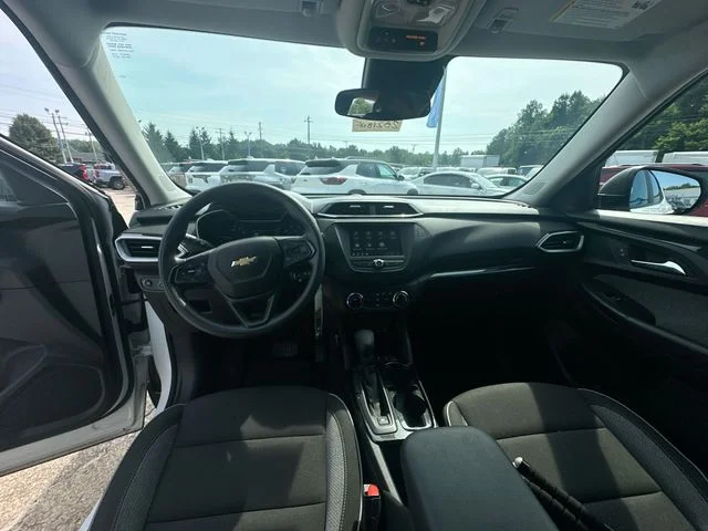 Used 2023 White Chevrolet LS image 23