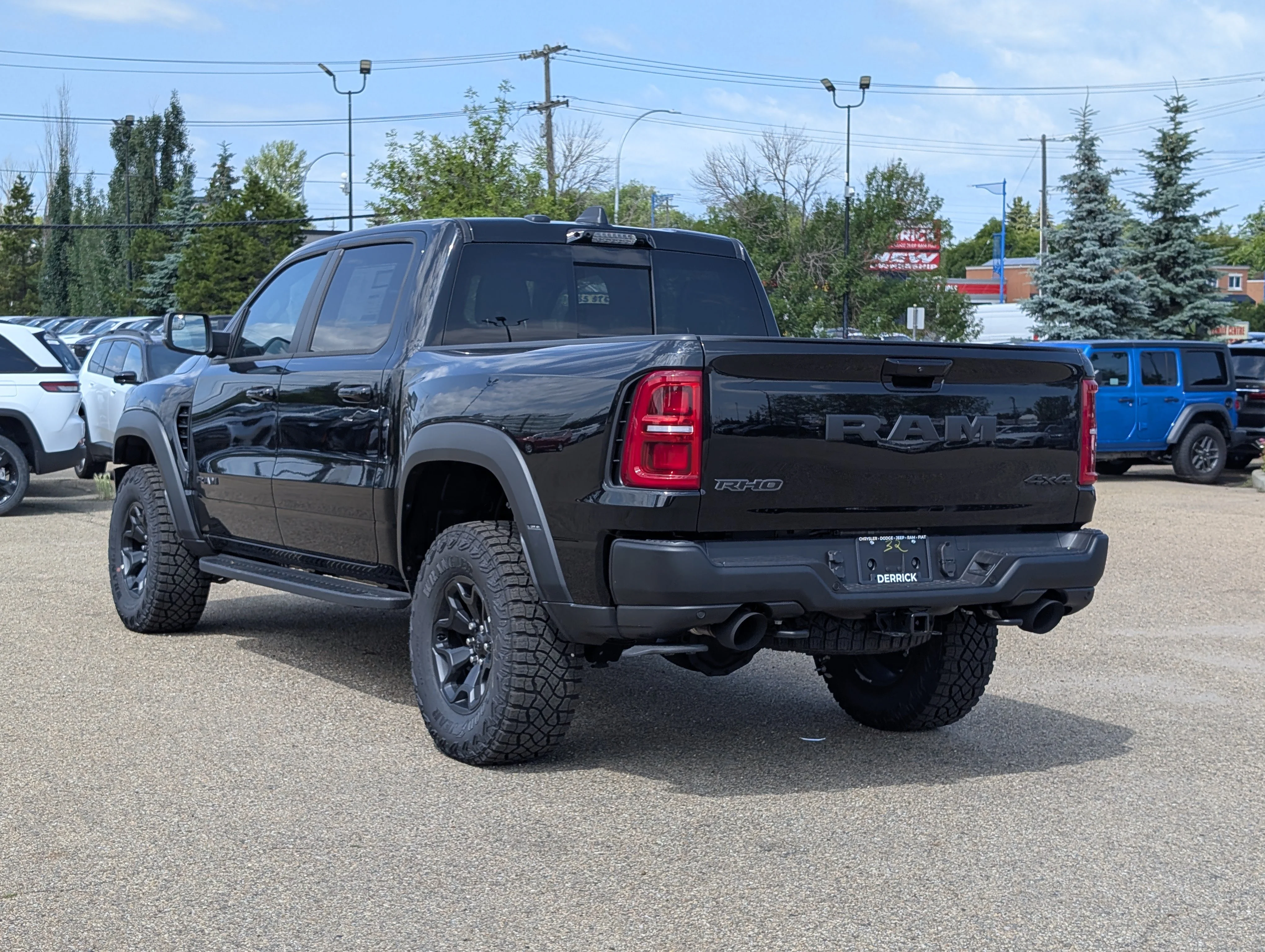 New 2026 Diamond Black Crystal Pearl Ram RHO image 4