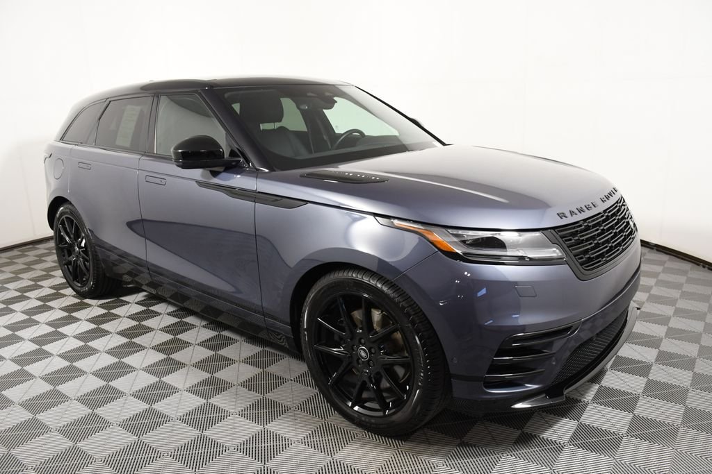 Certified Used 2026 Varesine Blue Metallic Land Rover Dynamic SE image 8