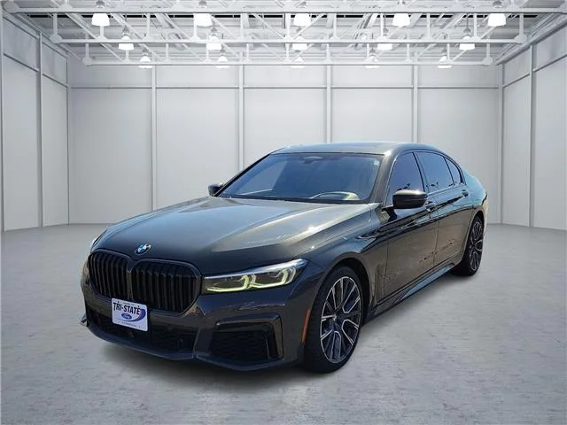 Used 2022 Dravit Gray Metallic BMW i xDrive All-wheel Drive image 1