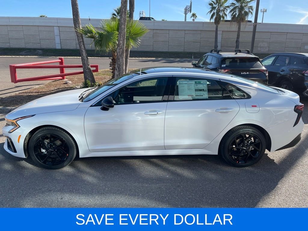 Used 2026 White Kia GT-Line image 3