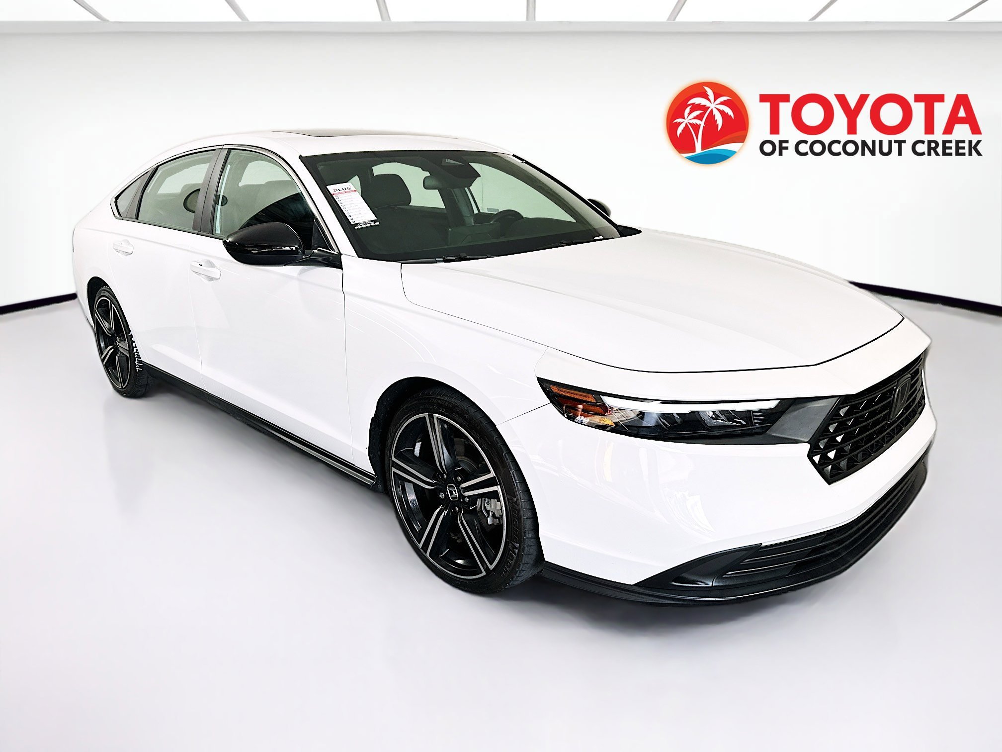 Used 2023 White Honda Sport image 1