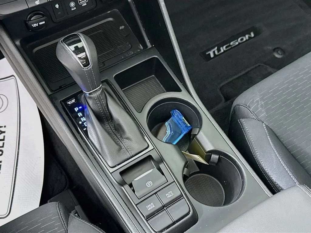 Used 2019 Dazzling White Hyundai Night image 20