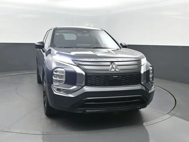 New 2026 Gray Mitsubishi LE image 35
