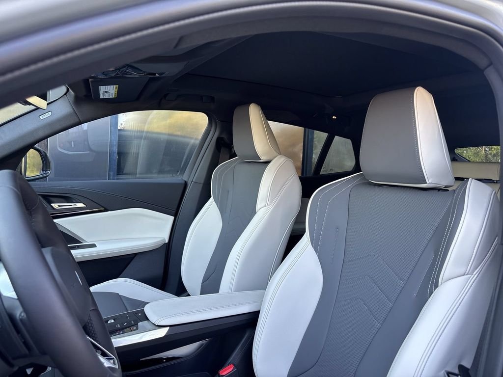 New 2026 Brooklyn Grey Metallic BMW xDrive28i image 10