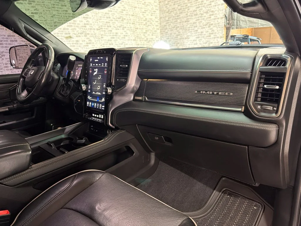 Used 2019 Diamond Black Crystal Pearlcoat Ram Limited image 13