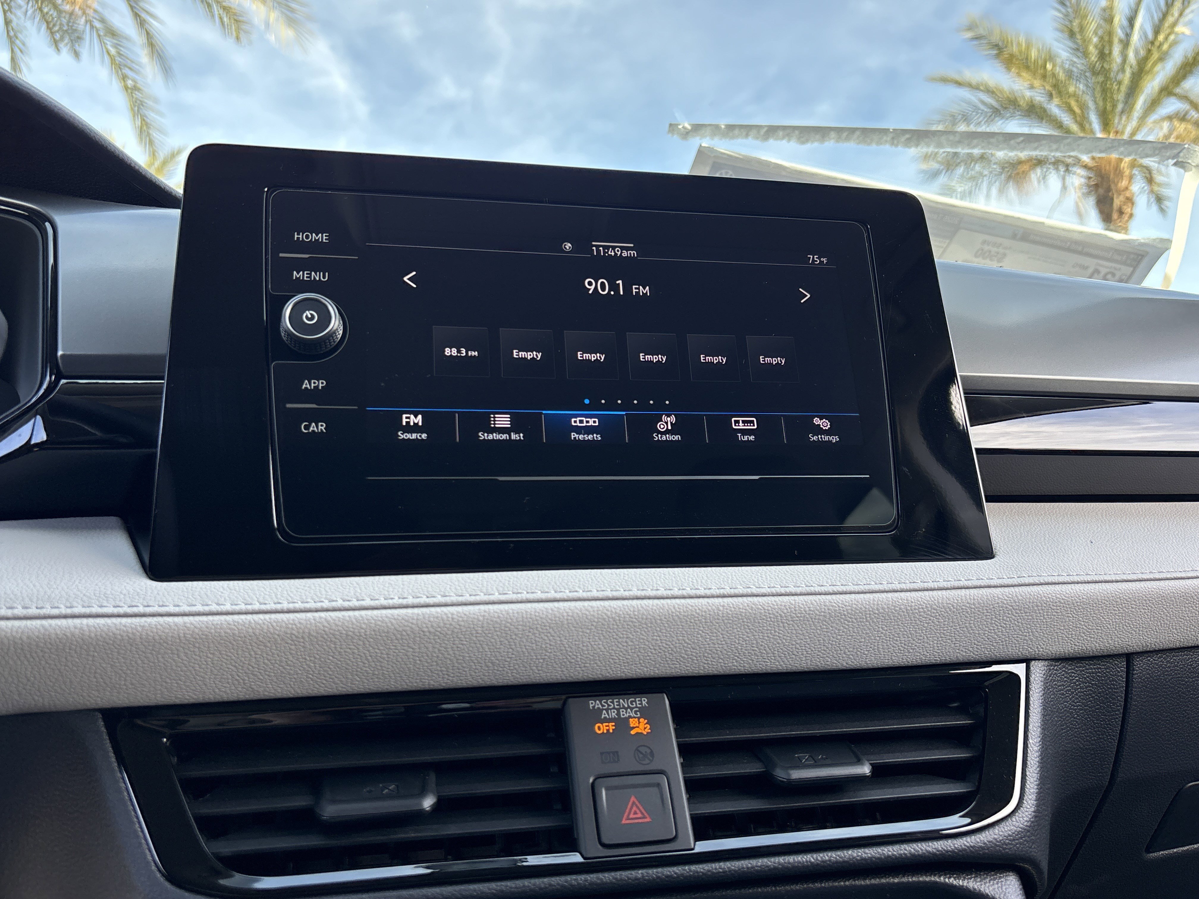 New 2026 Platinum Gray Metallic Volkswagen S image 18
