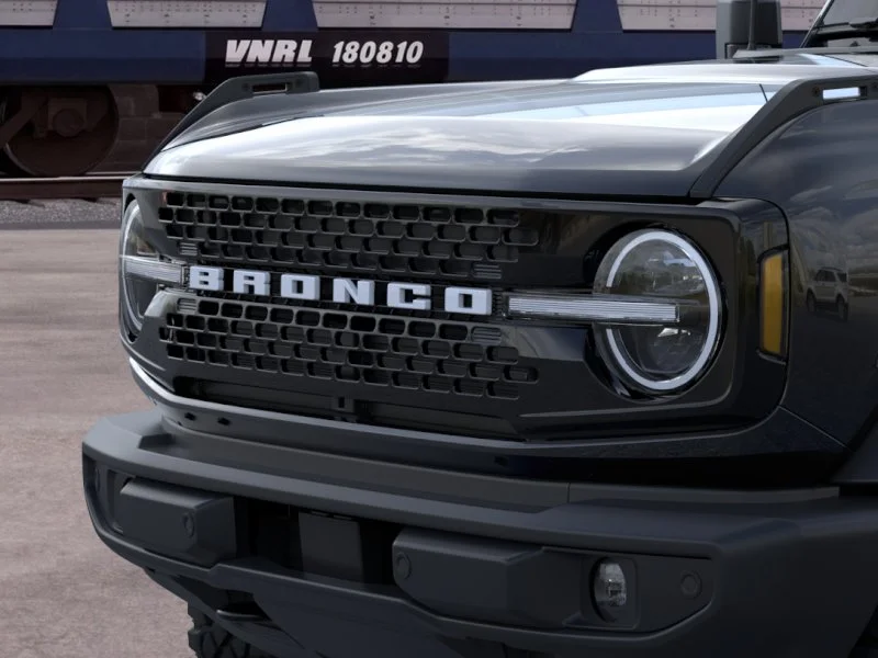 New 2026 Shadow Black Ford Outer Banks® image 19