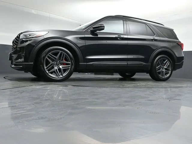 Certified Used 2025 Agate Black Metallic Ford ST image 42