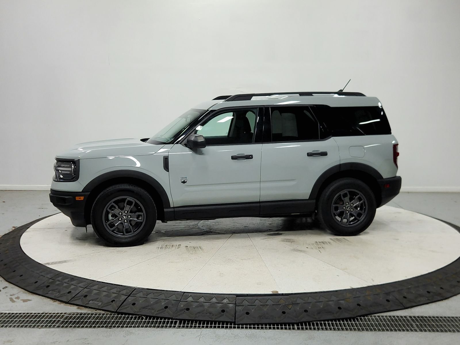 Used 2021 Green Ford Big Bend image 5