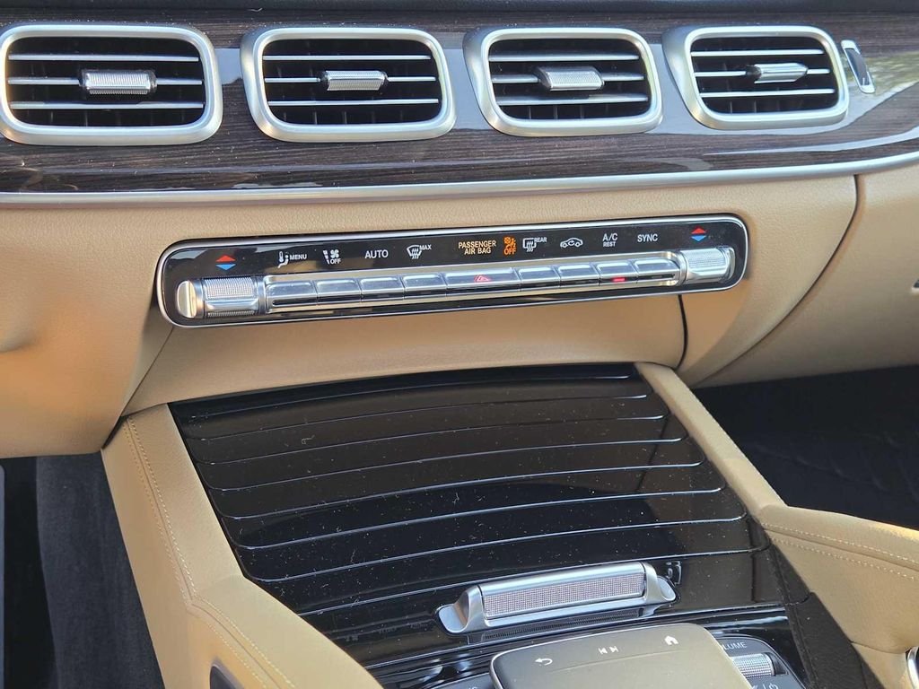 Used 2026 White Mercedes-Benz GLE 450 image 36