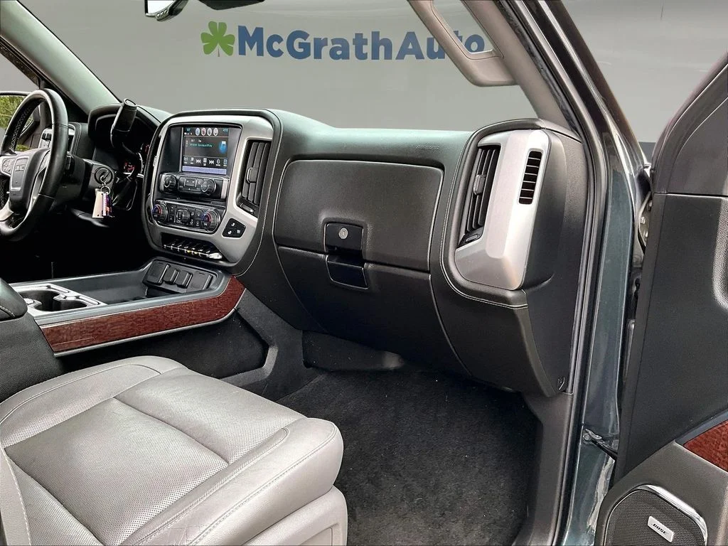 Used 2018 Gray GMC SLT image 29