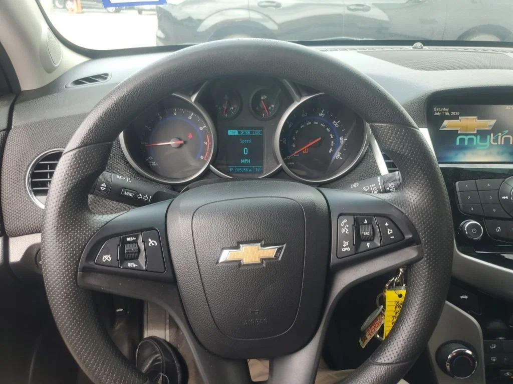 Used 2016 RED HOT Chevrolet ECO image 14