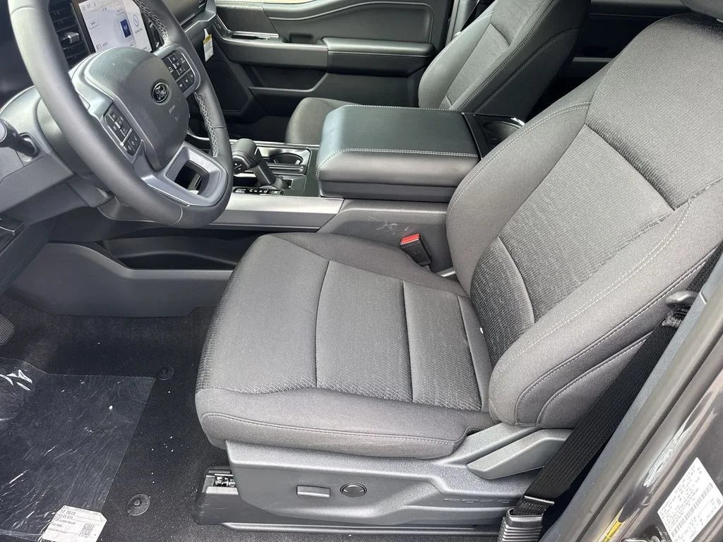 New 2026 Gray Ford XLT image 9