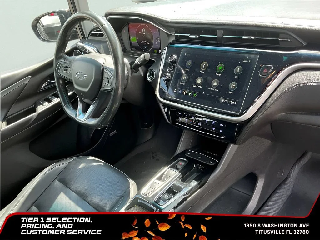 Used 2022 MOSAIC BLACK METALLIC Chevrolet 2LT image 14