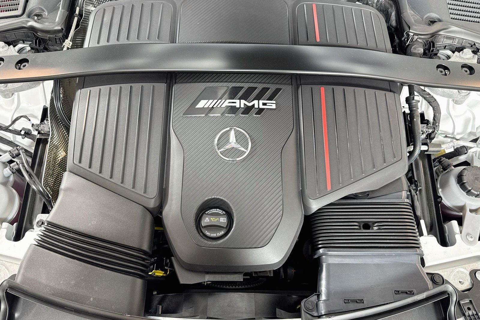 New 2026 MANUFAKTUR Moonlight White Metallic Mercedes-Benz AMG® CLE 53 image 27