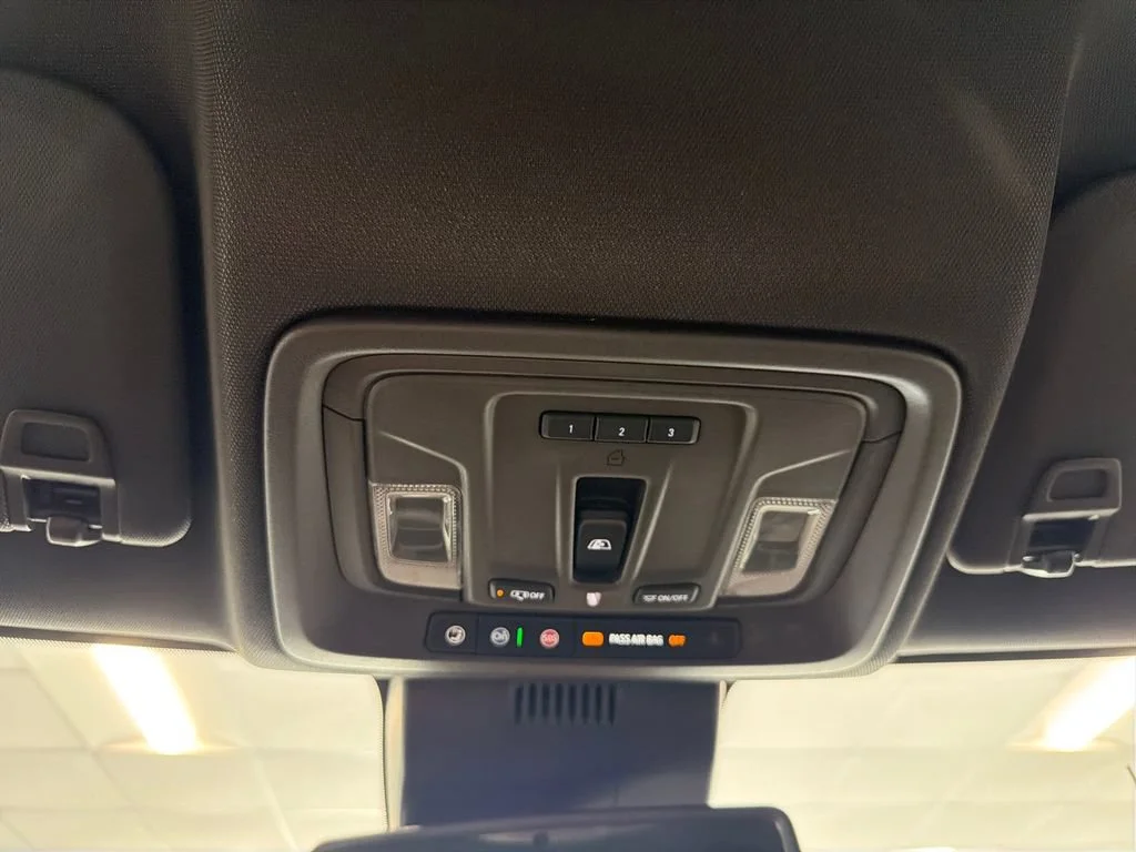 New 2026 Summit White GMC SLT image 20