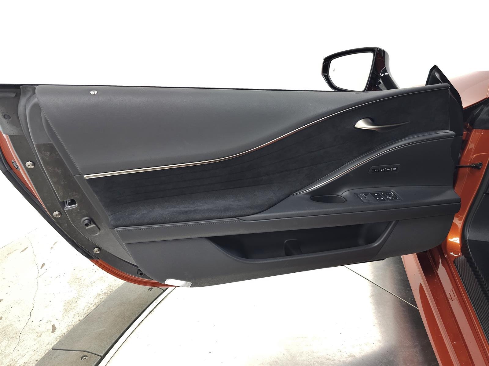 Certified Used 2022 Orange Lexus  image 15