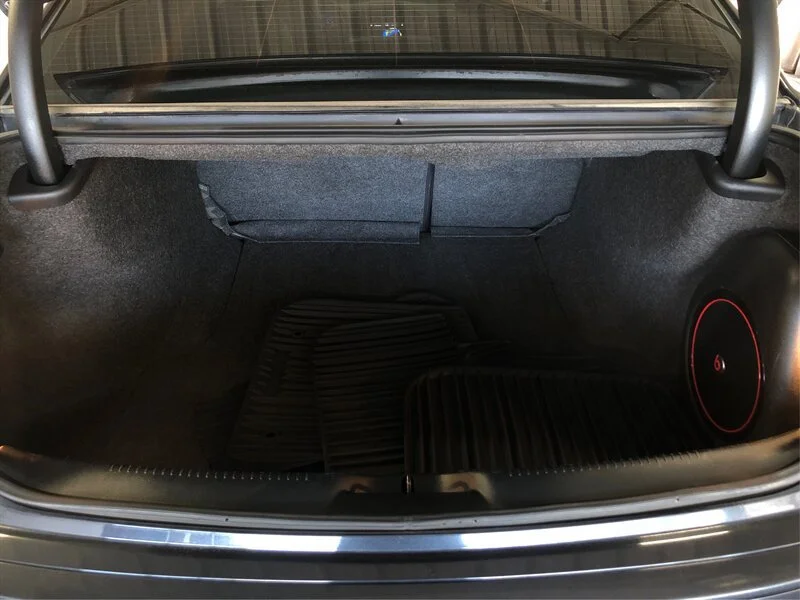 Used 2018 Maximum Steel Metallic Clearcoat Chrysler 300S image 13