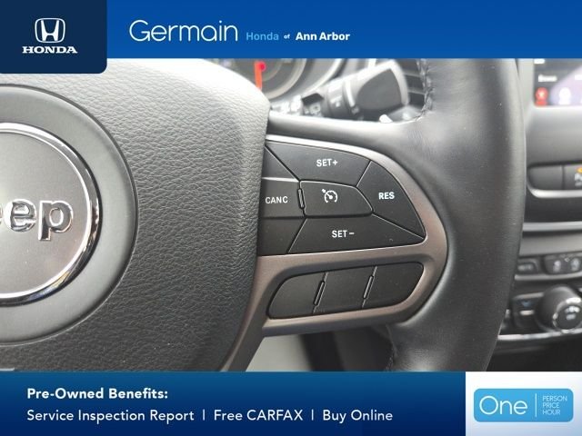 Used 2020 Billet Silver Metallic Jeep Latitude Plus image 45