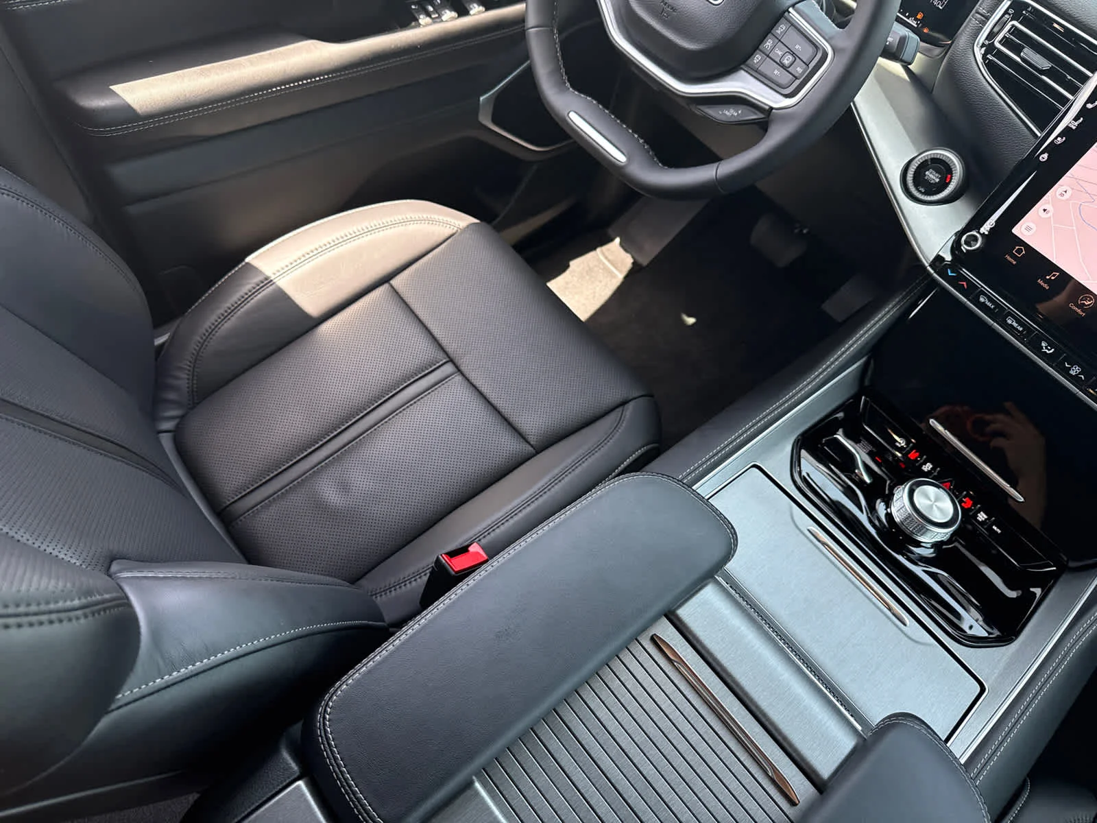 New 2026 Bright White Clearcoat Jeep Limited Altitude image 29