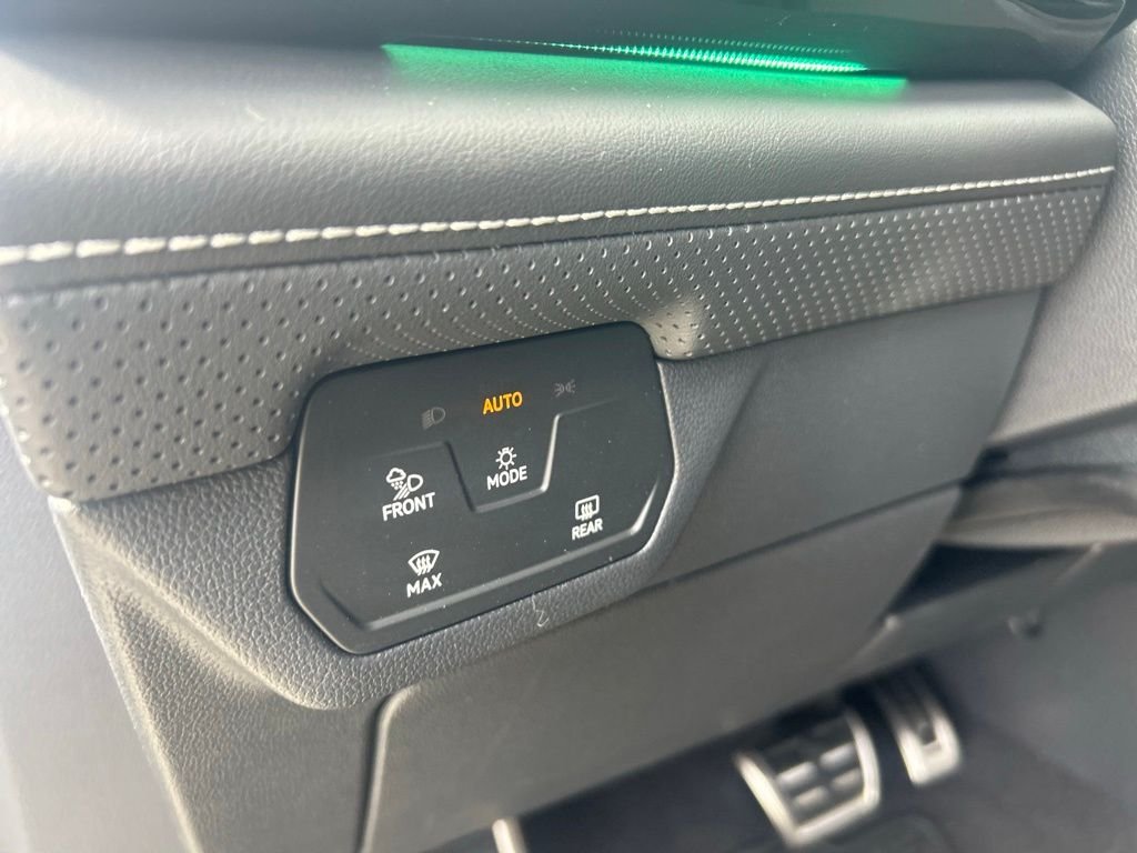New 2026 White/off-white Volkswagen 2.0T SEL Premium R-Line image 60