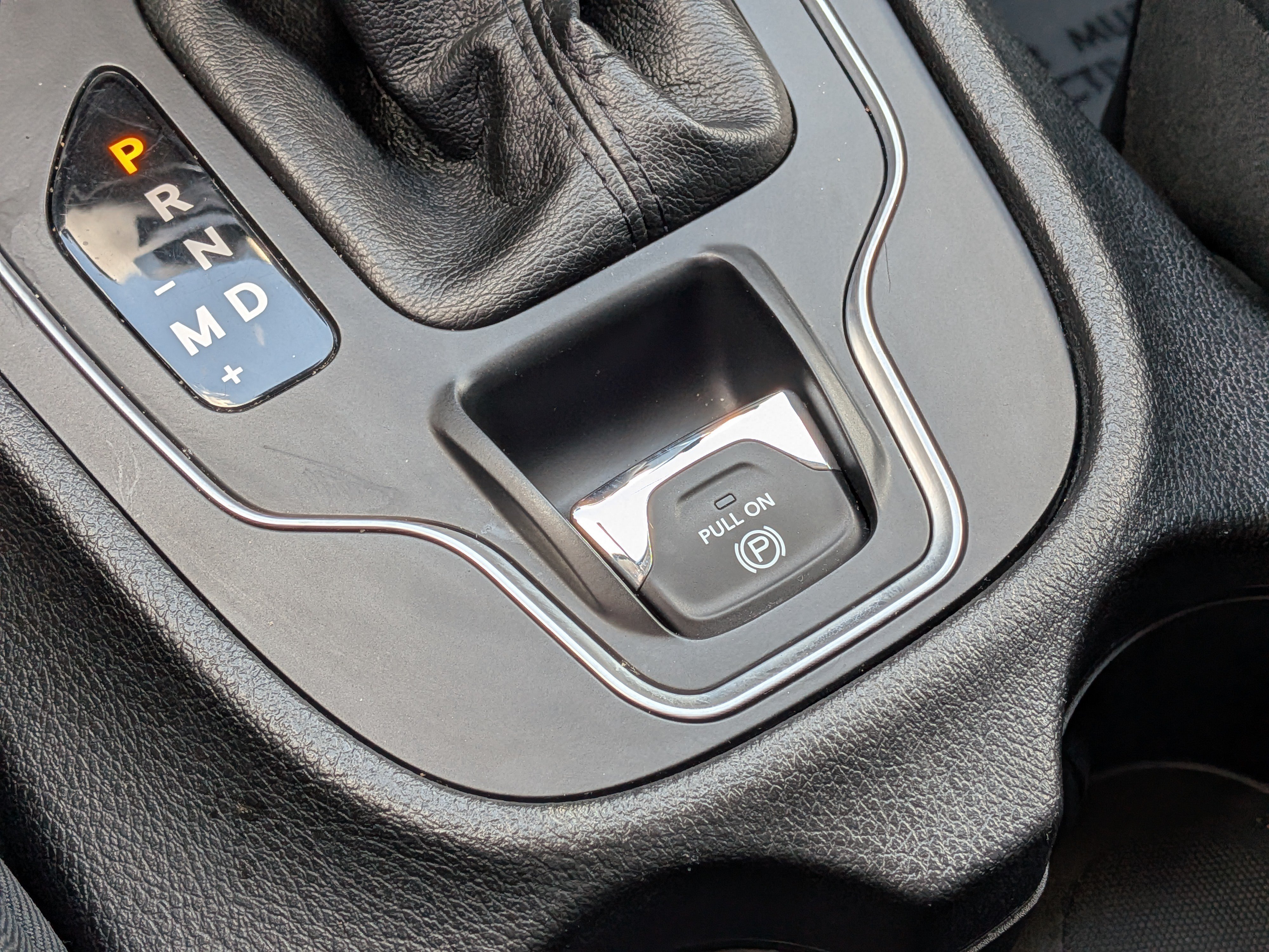 2019 Jeep Cherokee Latitude Plus - Photo 32
