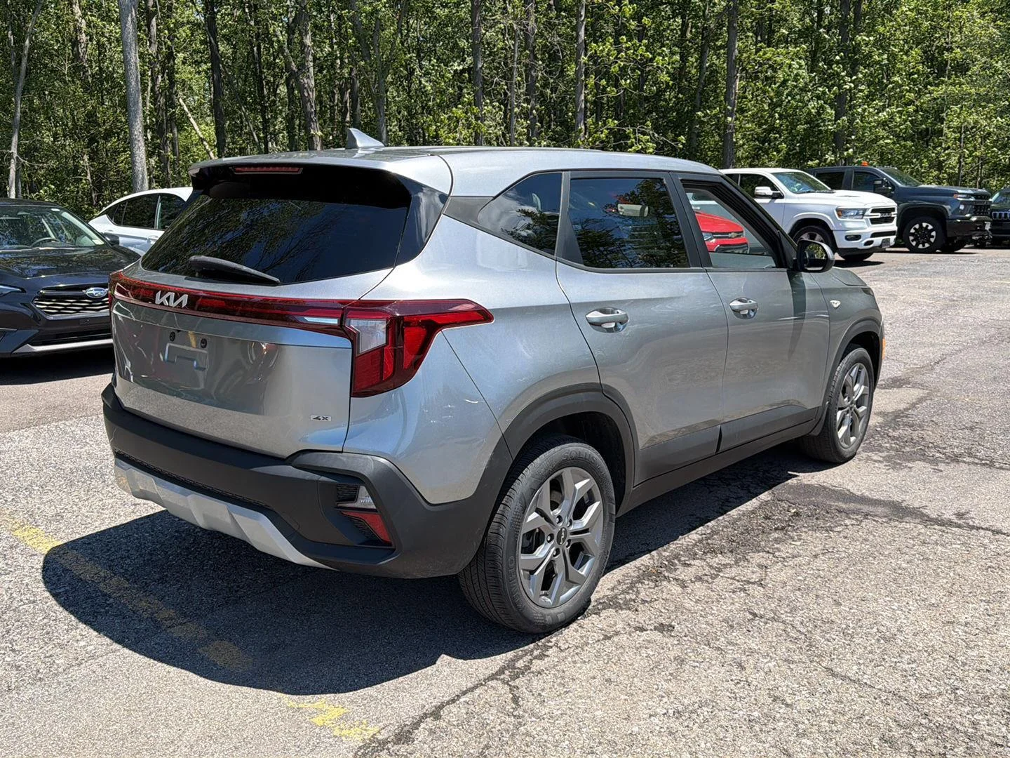 Used 2024 Steel Gray Kia LX image 8