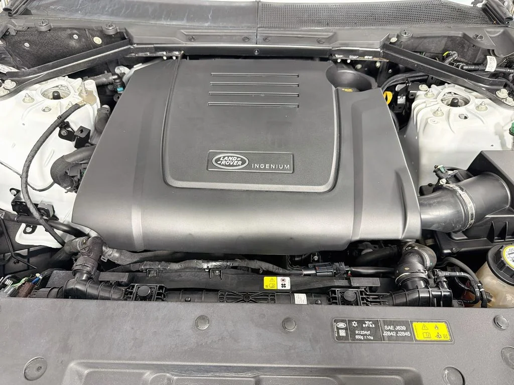Certified Used 2023 White Land Rover S image 32