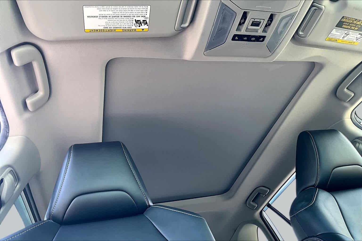 Used 2019 Blizzard Pearl Toyota Limited image 14