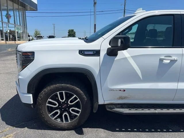 2023 GMC Sierra 1500 AT4 - Photo 11