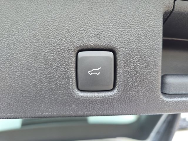 New 2026 Space Silver Metallic Ford Active® image 42