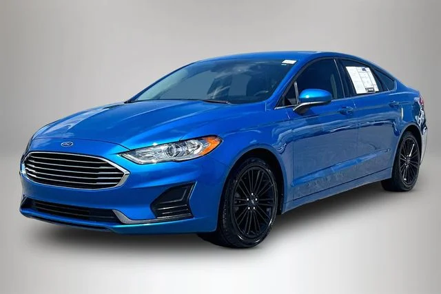 Used 2020 Ford Fusion SE with VIN 3FA6P0HD2LR134757 for sale in Florence, AL