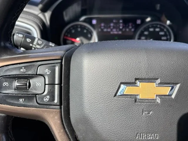 Used 2019 BLACK Chevrolet High Country image 27