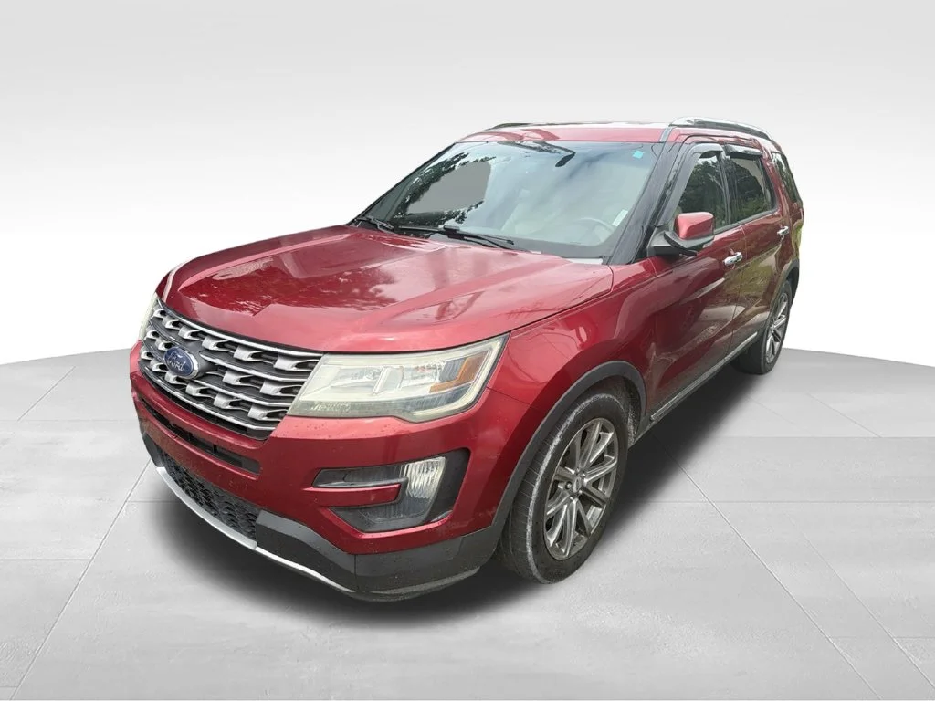 Used 2016 Red Ford Limited image 3