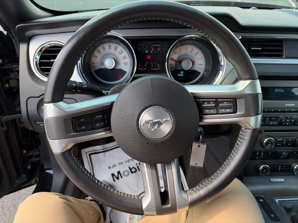 Used 2011 Black Ford GT Premium image 17