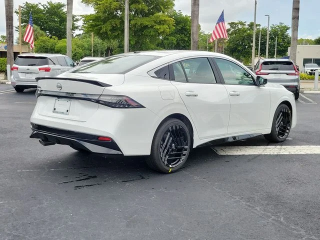 New 2027 Aspen White TriCoat Nissan SR image 4