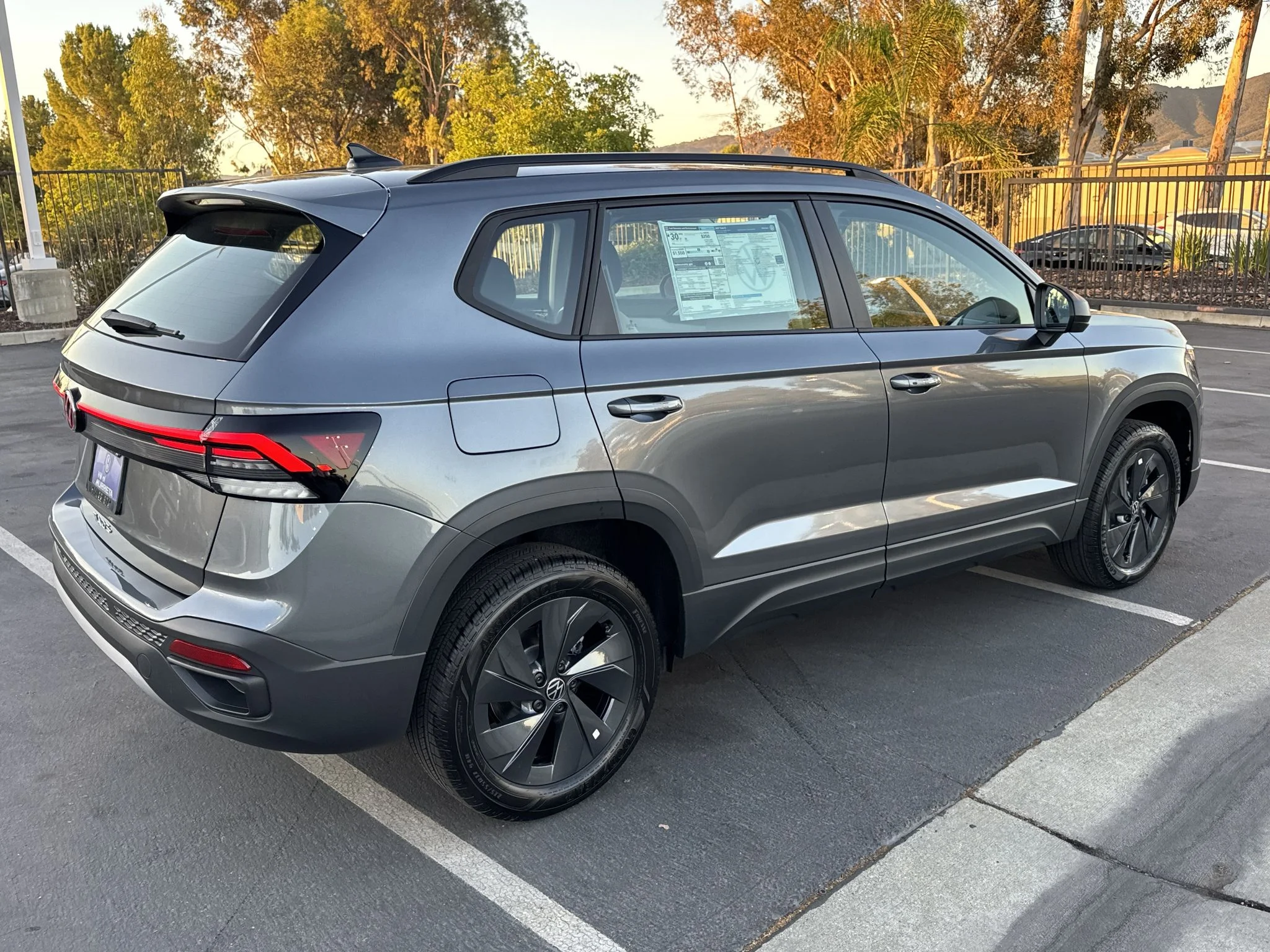 New 2027 Platinum Gray Metallic Volkswagen S image 7