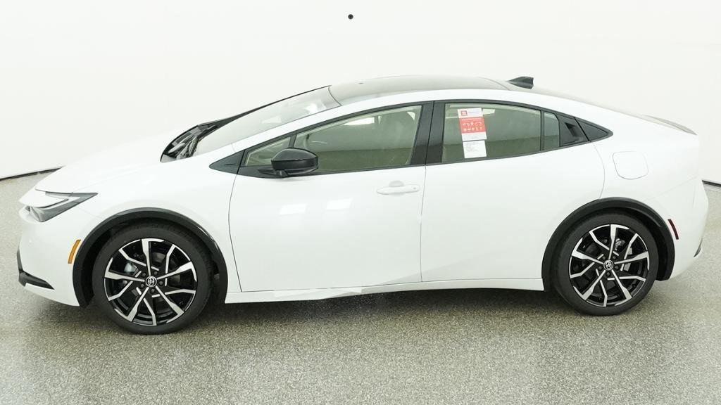 New 2026 Wind Chill Pearl Toyota XSE image 22