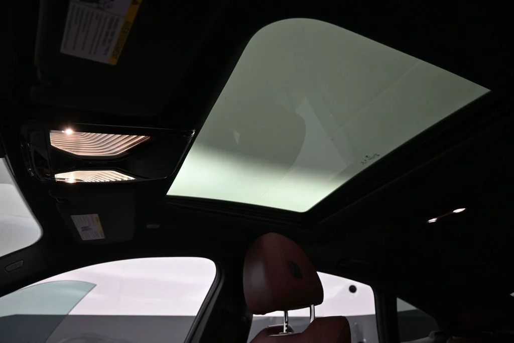 Used 2023 Gray BMW eDrive40 image 18