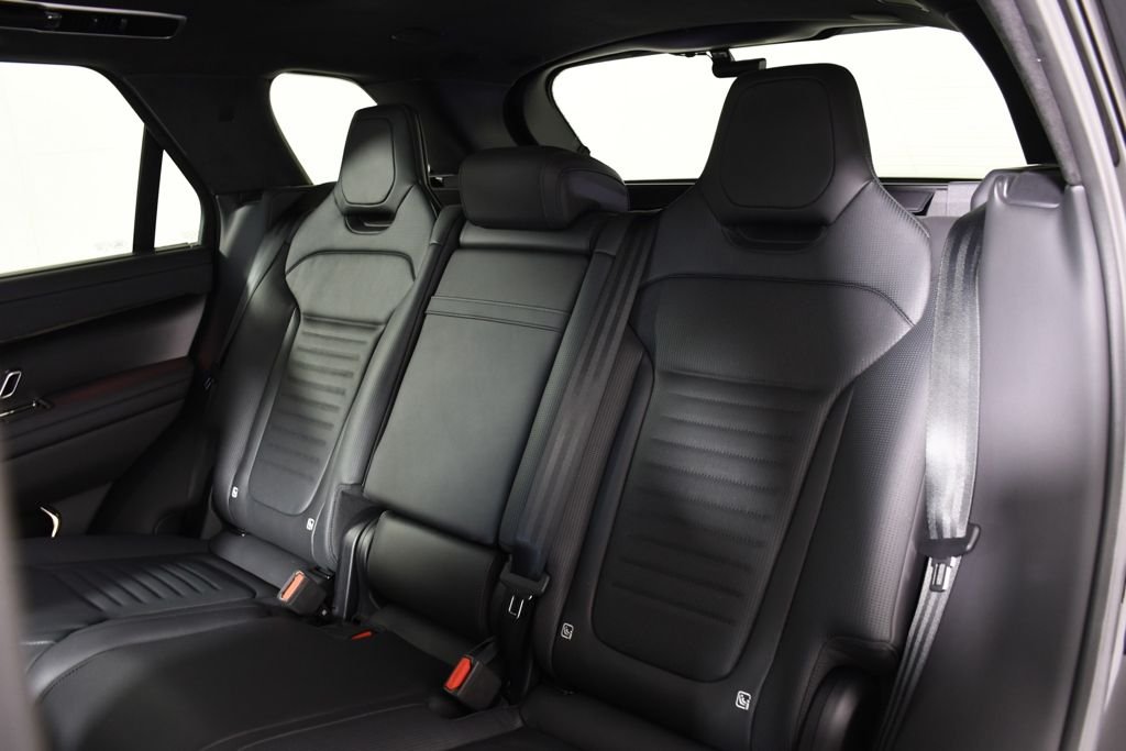 Used 2024 Obsidian Black SV Bespoke Ultra Metallic Gloss Land Rover SV Edition One Obsidian Black image 27
