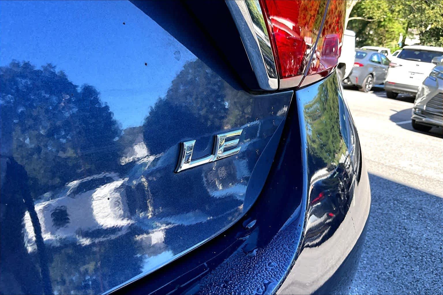 Used 2017 Parisian Night Pearl Toyota LE image 10