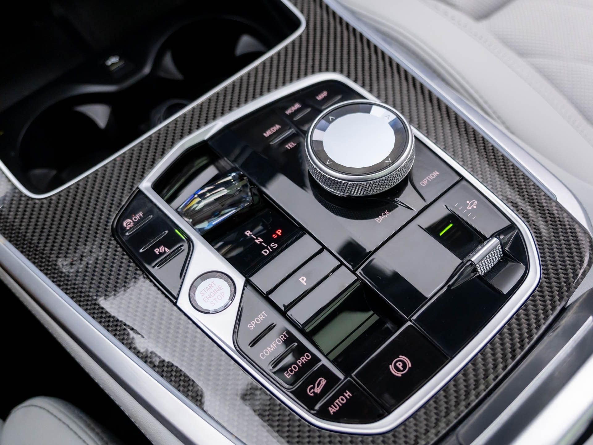 Certified Used 2025 Skyscraper Grey Metallic BMW M60i image 32