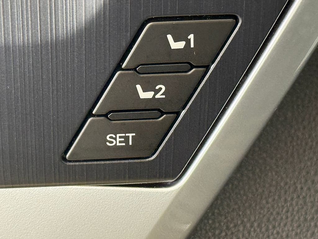 Used 2023 Black Toyota Platinum image 34