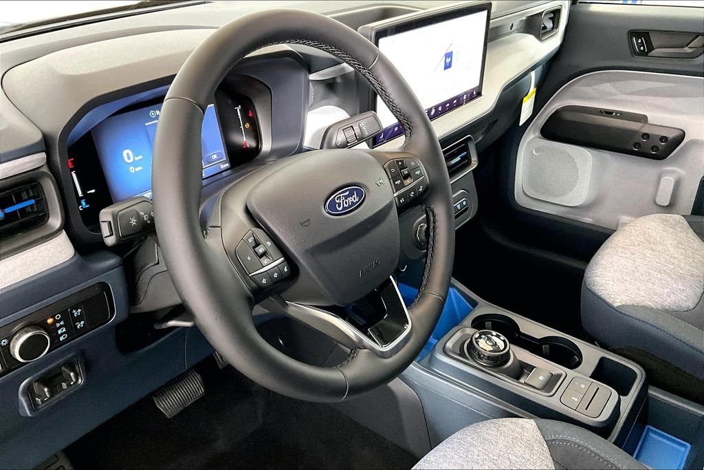 2025 Ford Maverick XLT - Photo 6