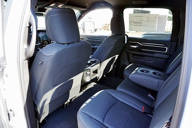 New 2026 Bright White Clear-Coat Exterior Paint RAM Big Horn image 22