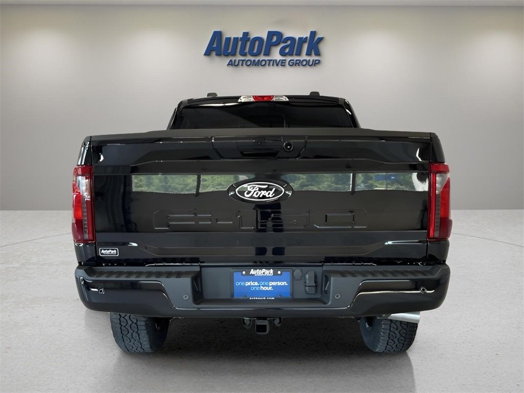 2025 Ford F-150 XLT photo 4