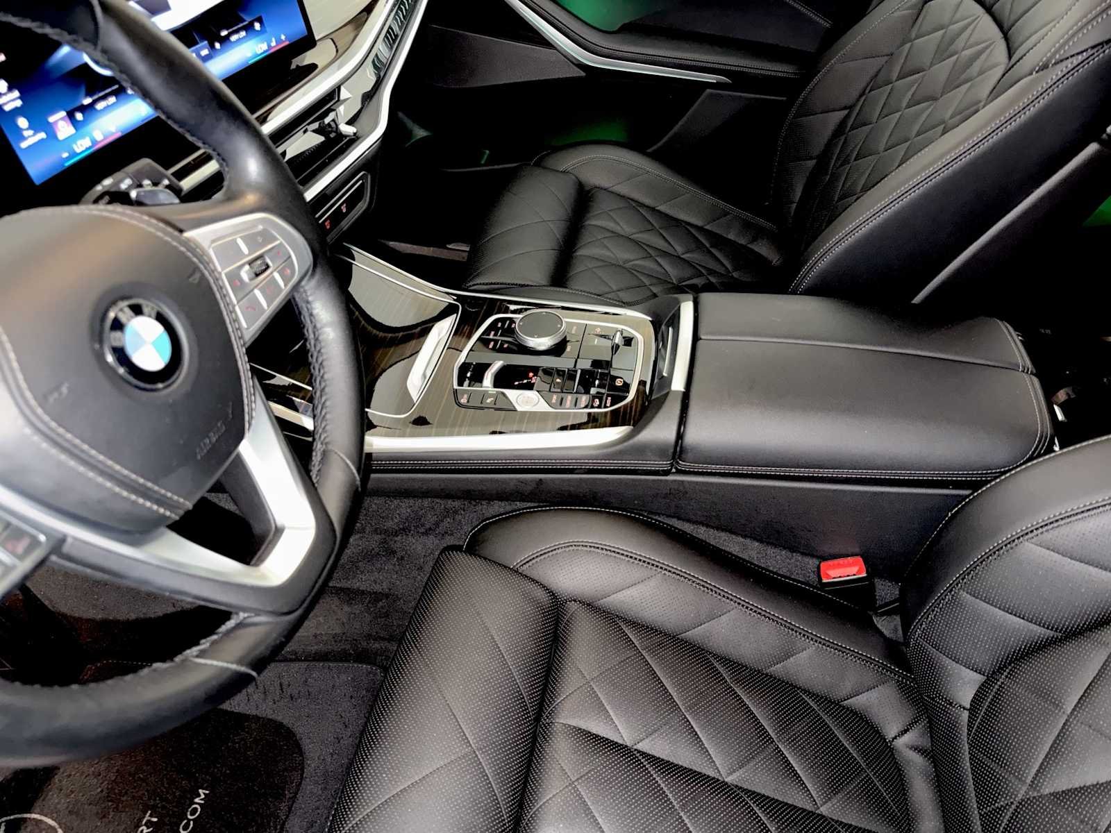 2024 BMW X7 40i - Photo 19
