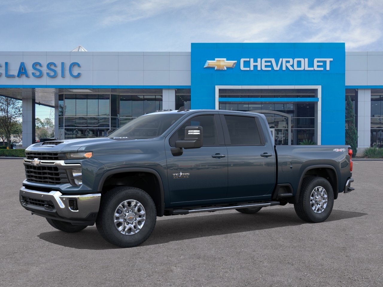 2026 Chevrolet Silverado 2500 HD photo 2 of 32